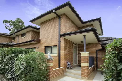 5/132 Burwood Road, Croydon Park Sold by Rich & Oliva