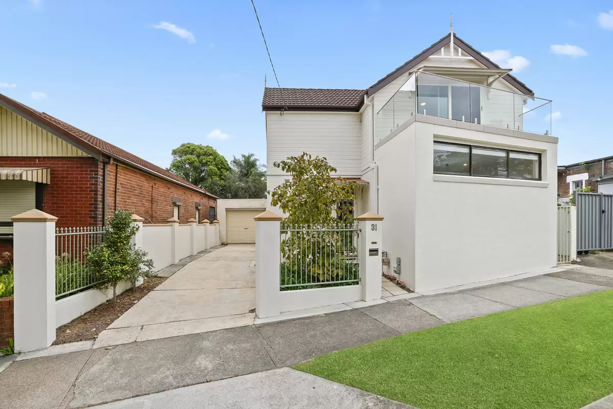 31 Hampton Street, Croydon Park Sold by Rich & Oliva - image 1