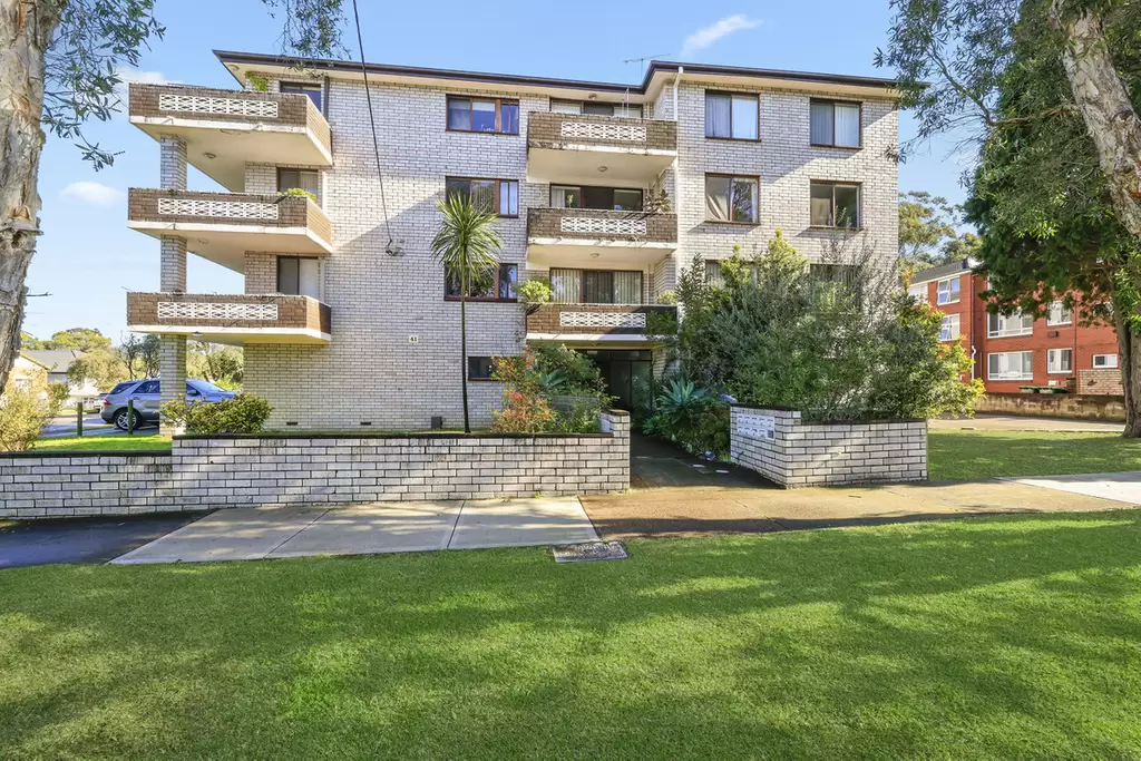 8/41-47 Clyde Street, Croydon Park Sold by Rich & Oliva