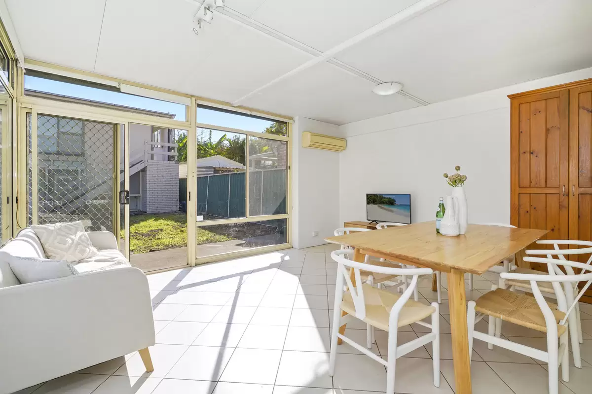 76 Good Street, Granville Sold by Rich & Oliva - image 4