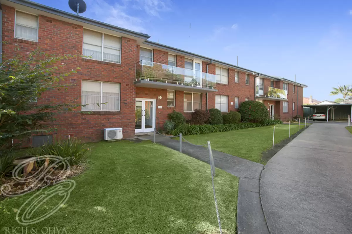 26/1 Fabos Place, Croydon Park Sold by Rich & Oliva - image 1