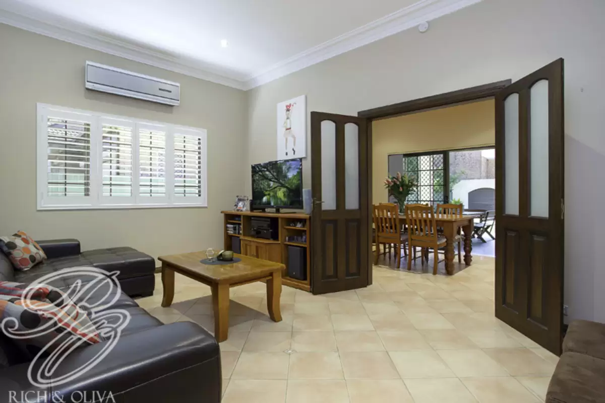 18 Dunmore Street, Croydon Park Sold by Rich & Oliva - image 2