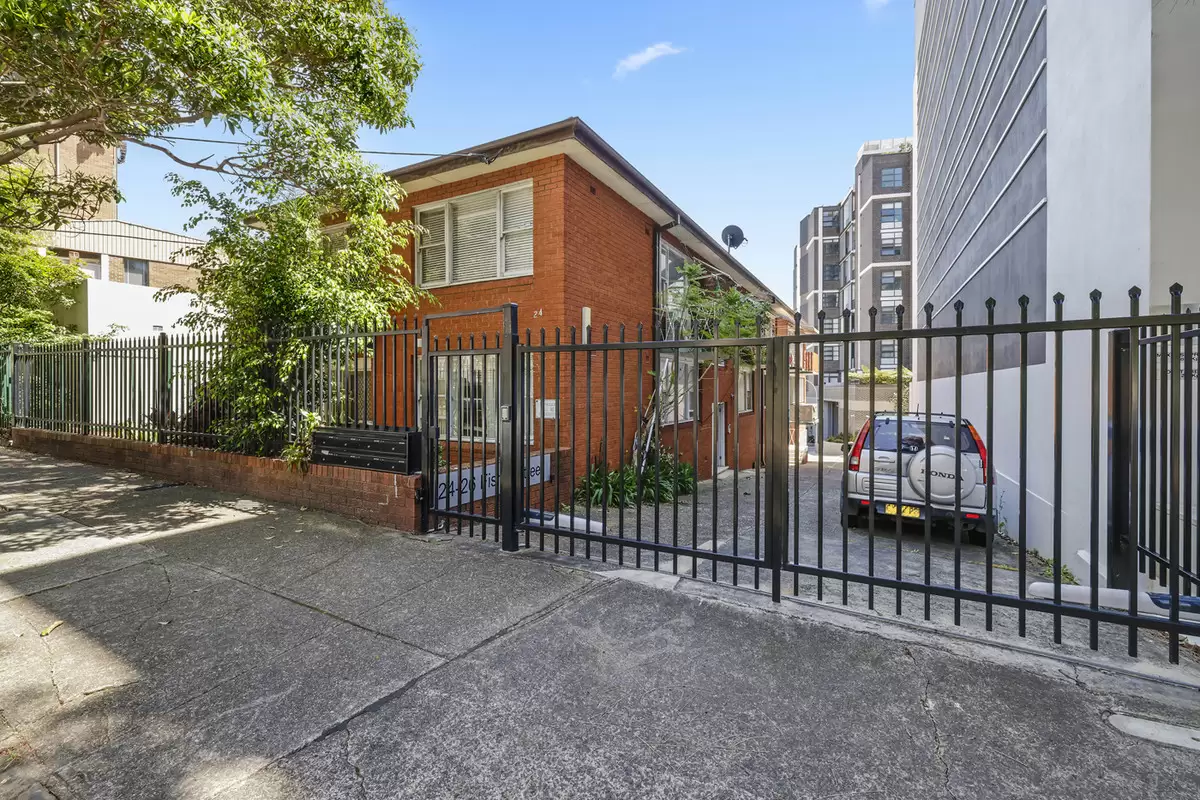 7/24 Fisher Street, Petersham Sold by Rich & Oliva - image 1