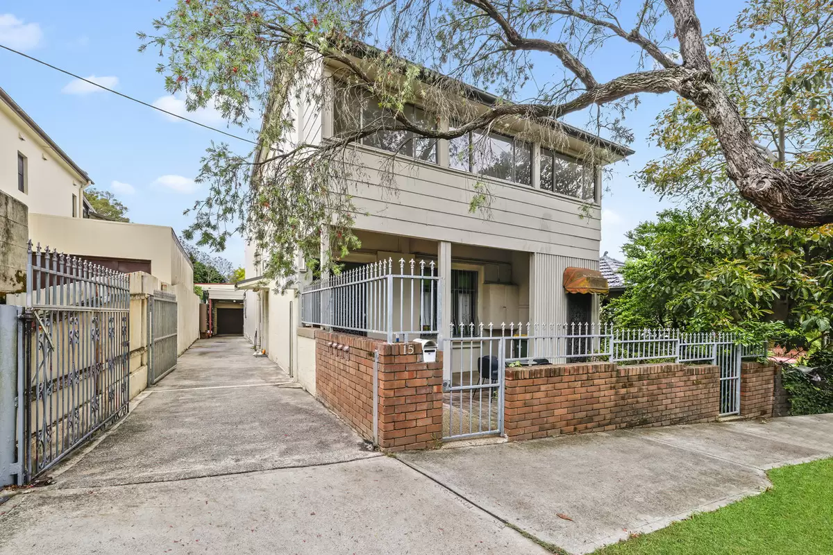 15 Shaw Street, Petersham Sold by Rich & Oliva - image 1