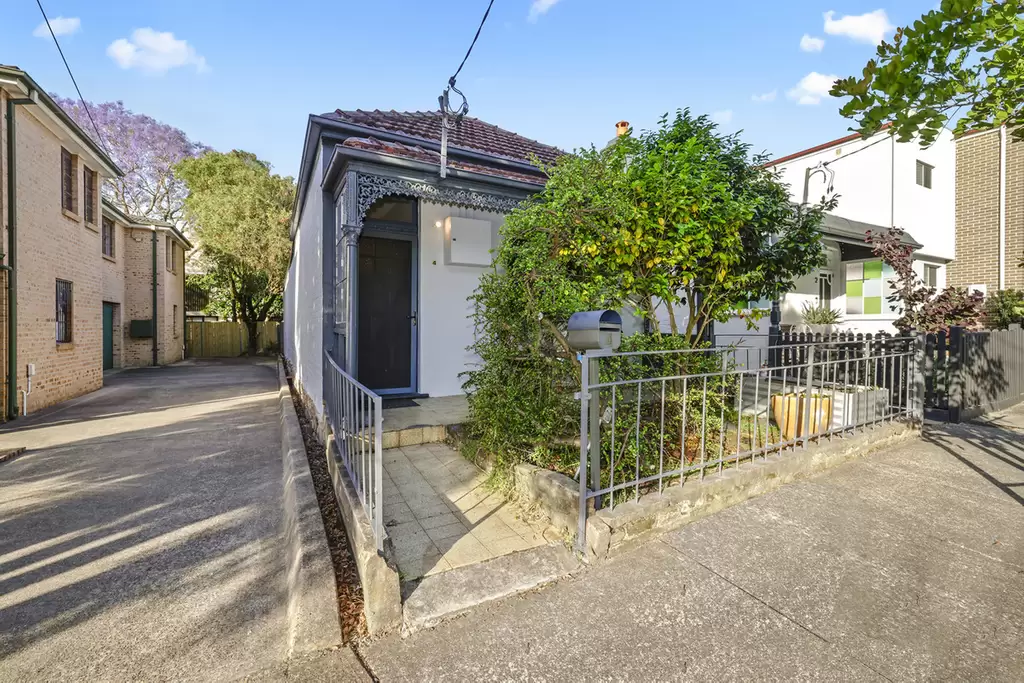 4 Nelson Street, Dulwich Hill Sold by Rich & Oliva