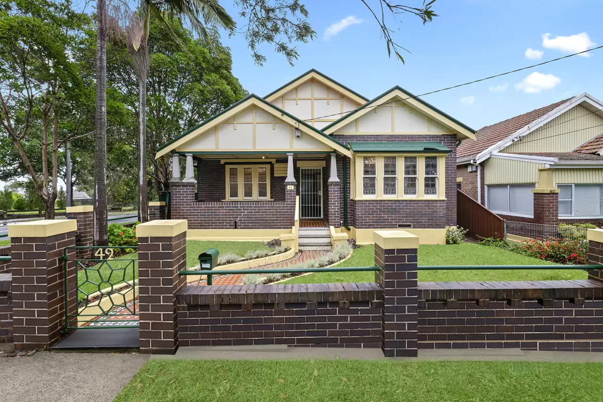 42 Woodlands Road, Ashbury Sold by Rich & Oliva - image 1